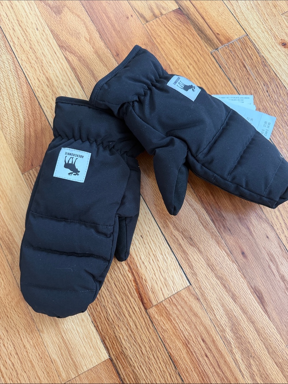 Kids Abercrombie gloves